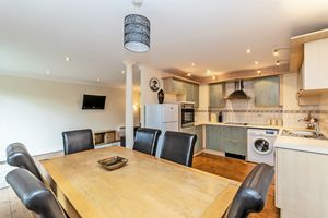 Dining Kitchen- click for photo gallery